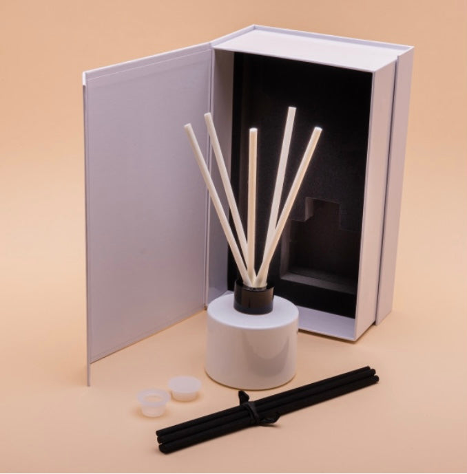 Classic Reed Diffuser White